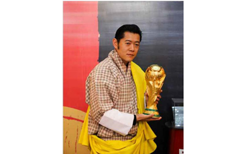 Billedresultat for king bhutan world cup